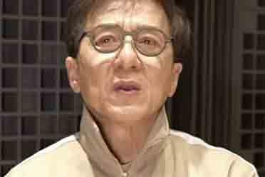 成龙哽咽称市场不需要动作演员了：你多好的功夫没用