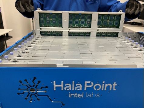 英特尔发布新一代神经拟态系统Hala Point 11.5亿神经元 12倍性能提升