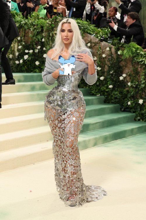 金卡戴珊出席Met Gala：好身材不逊年轻人