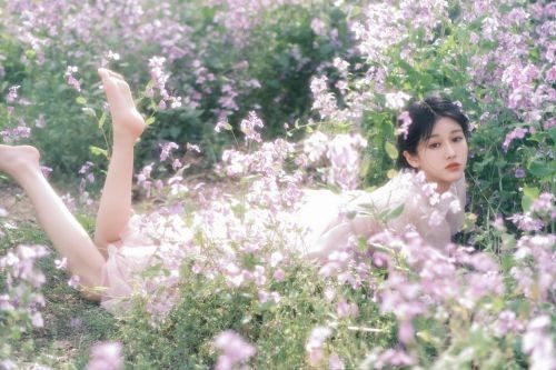 薛之谦现场夸长得漂亮的女生 竟是《美女，应接不暇》的女主！