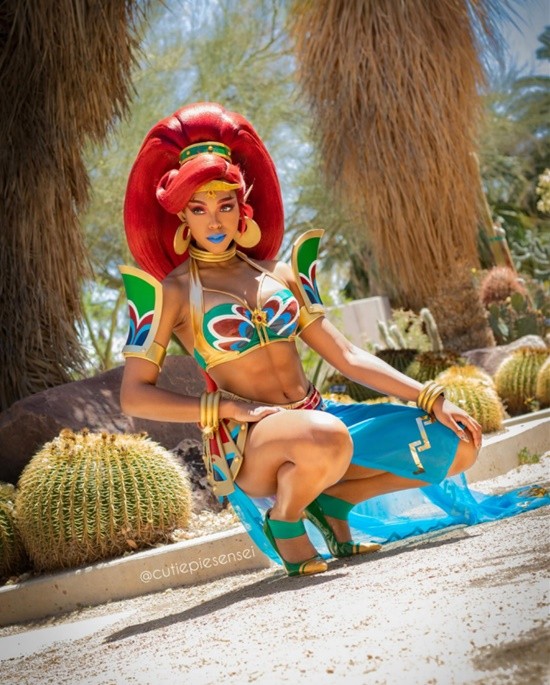 COSPLAY图赏：美国黑人小姐姐COS塞尔达女性角色 身材健美神还原