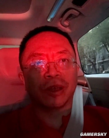 周鸿祎回应直播现场发飙：主办方错误害他错过表演