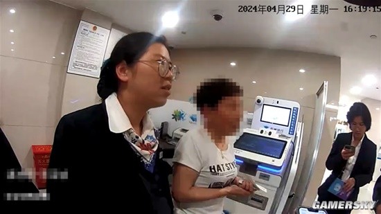 女子因“紧张手抖”输错密码躲过电诈 民警直呼幸运