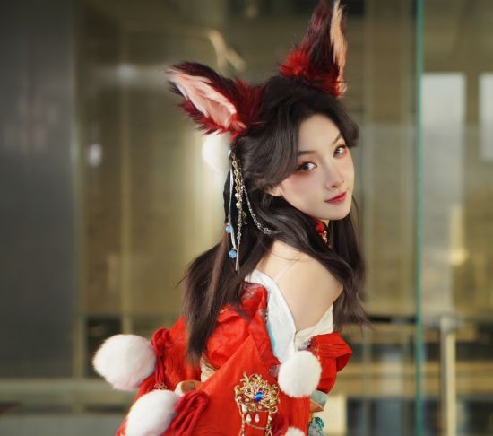 《美女，应接不暇》：5月15日Steam上架 开启你的AI恋爱陪伴之旅