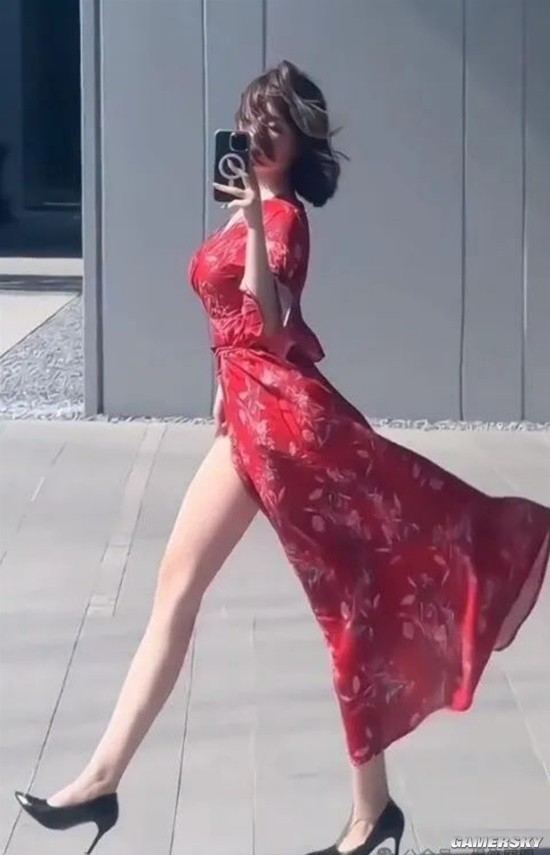 男友和小三和小丑的我 你就说腿拉的长不长的囧图