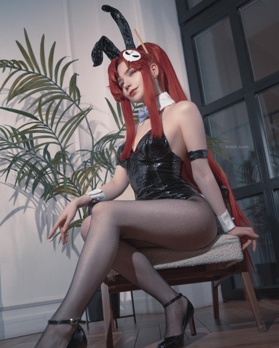 COSPLAY图赏：俄妹COS《巫师》叶奈法 人妻感爆表的温柔大姐姐