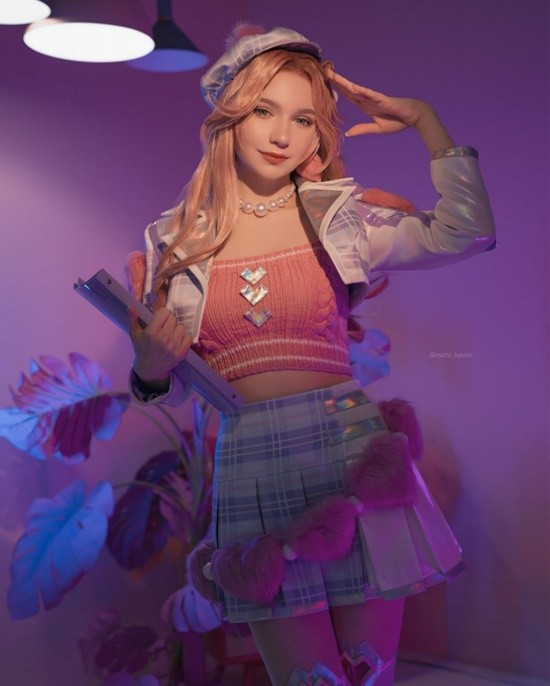 COSPLAY图赏：俄妹COS《巫师》叶奈法 人妻感爆表的温柔大姐姐