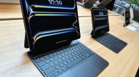 苹果牙膏挤爆：iPad Pro入门版减配 仍为20W充电器