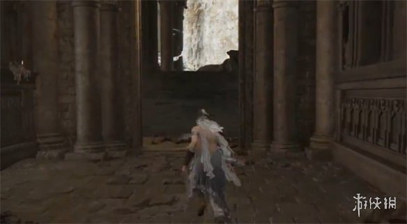《艾尔登法环》大桥侧边走法